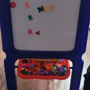 Magnetic board
